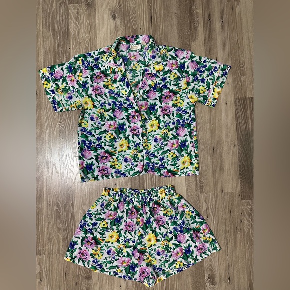 Victoria Secret ‎ vintage golden label PJ Top and shorts set size Large - Picture 9 of 12